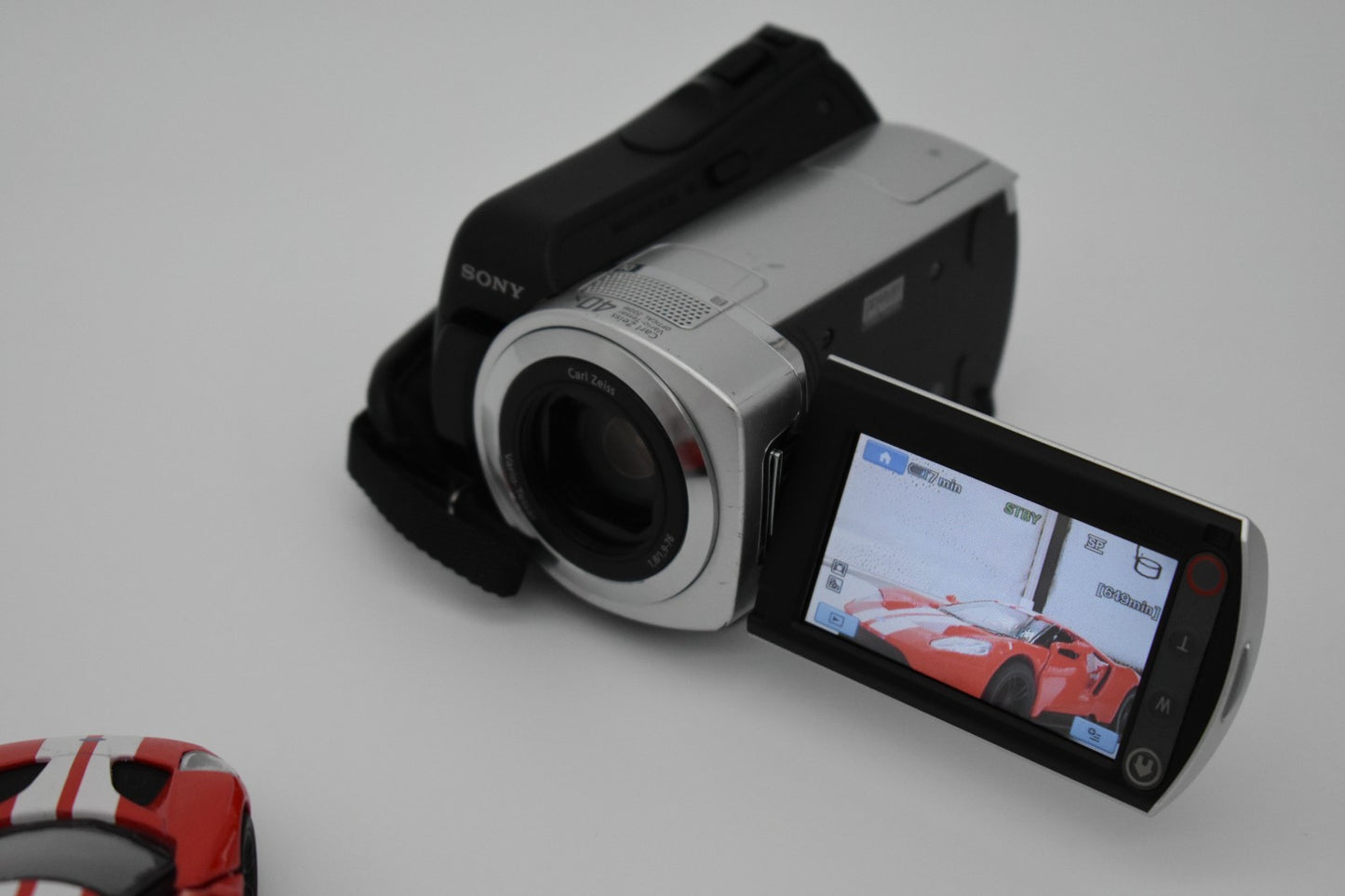 Sony Handycam DCR-SR45 Handheld Camcorder 30GB HDD Nightshot Bundle - Tested