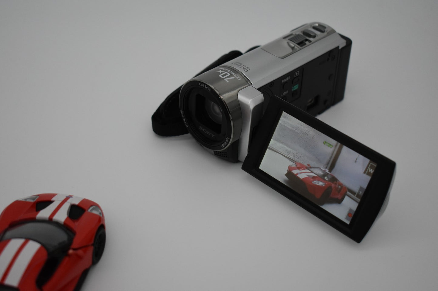 Sony Handycam DCR-SX85 Silver Video Digital Camcorder 70x Zoom Bundle - TESTED