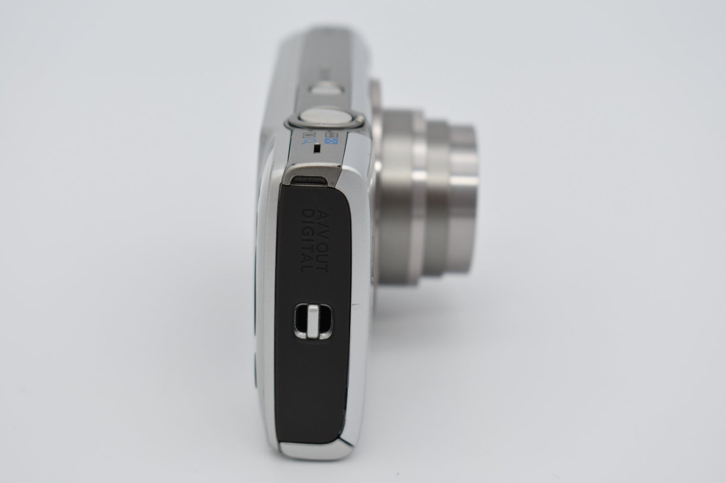 Canon PowerShot ELPH 180 Silver Digital Camera 20MP 8x Zoom - Bundle Tested