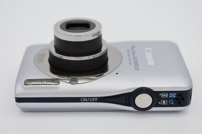 Canon PowerShot SD1300 IS Silver Compact Digital Camera 12.1MP - Bundle Tested