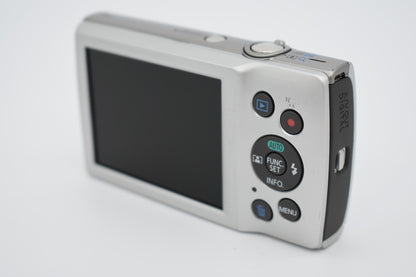 Canon PowerShot ELPH 180 Silver Digital Camera 20MP 8x Zoom - Bundle Tested