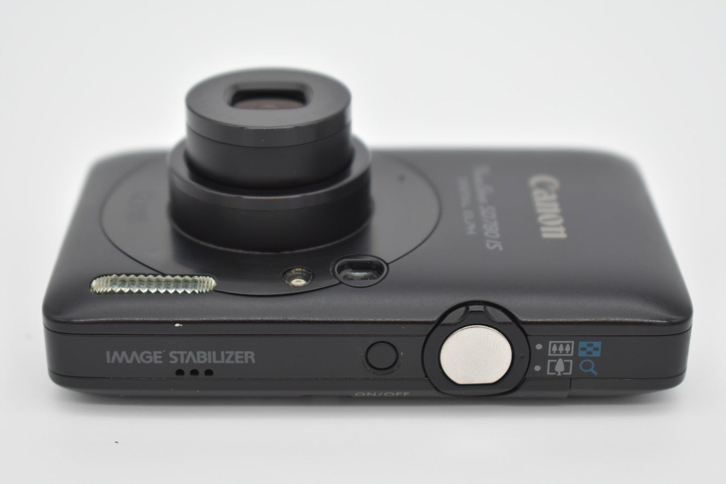 Canon PowerShot SD780 IS 12.1MP Black Compact Digital Camera  - Bundle Tested