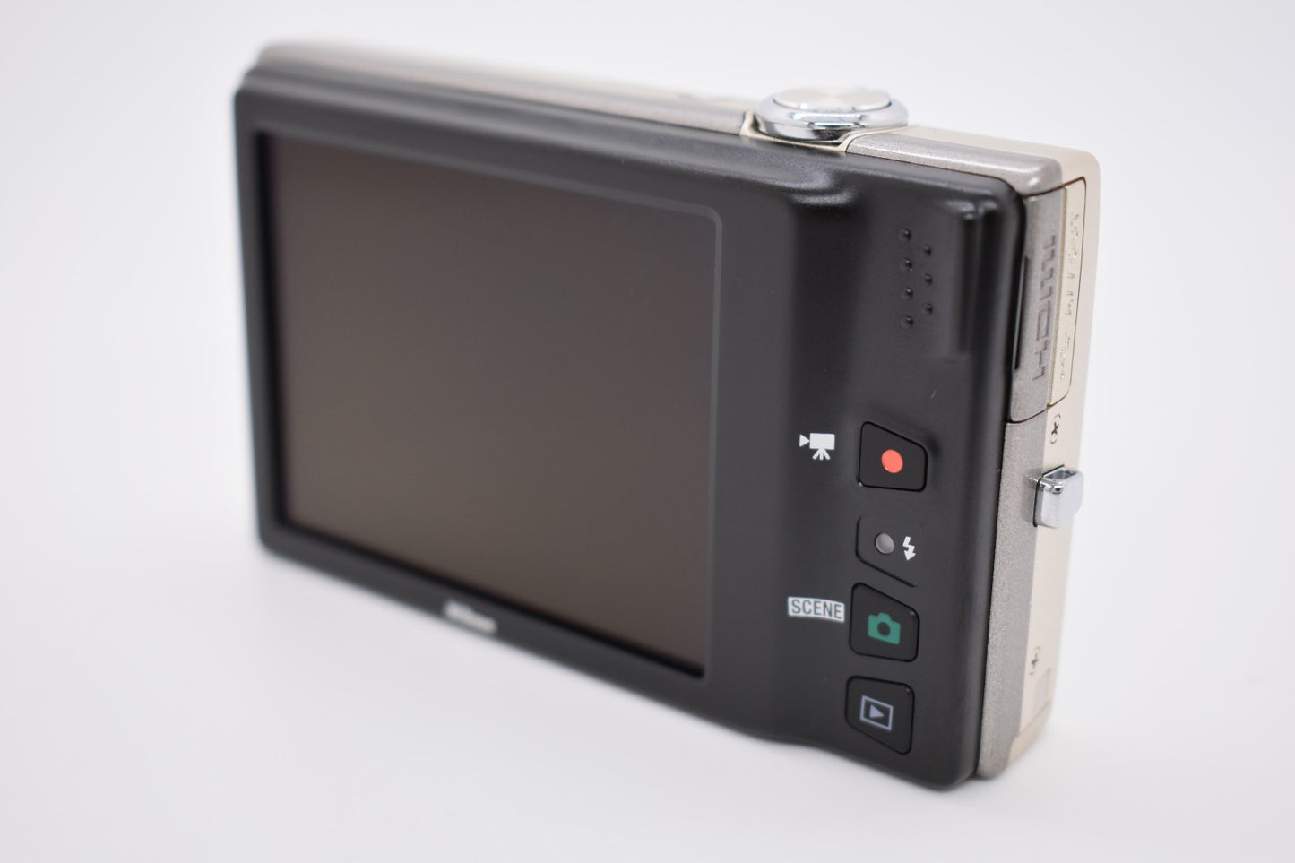 Nikon COOLPIX S6100 Digital Camera Silver 7X Wide Zoom - Bundle Fully Tested