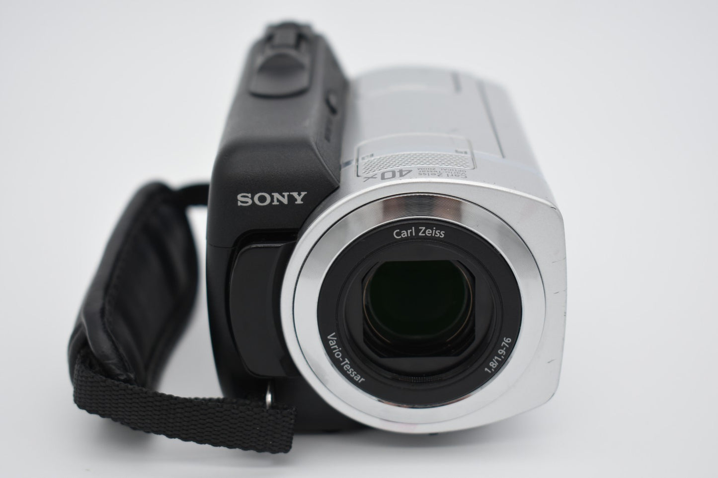 Sony Handycam DCR-SR45 Handheld Camcorder 30GB HDD Nightshot Bundle - Tested