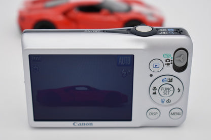 Canon PowerShot SD1300 IS Silver Compact Digital Camera 12.1MP - Bundle Tested